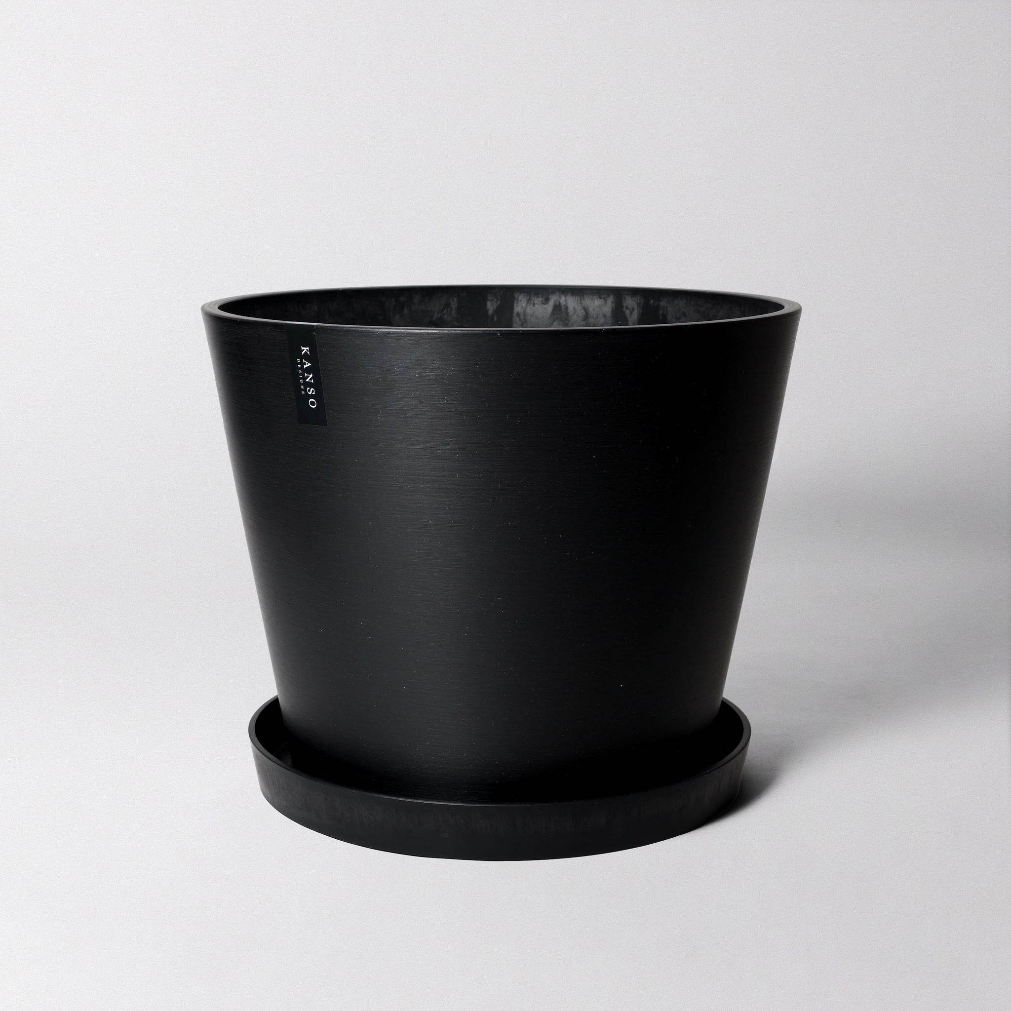 15 inch plant pot 15” Tapered Signature Planter