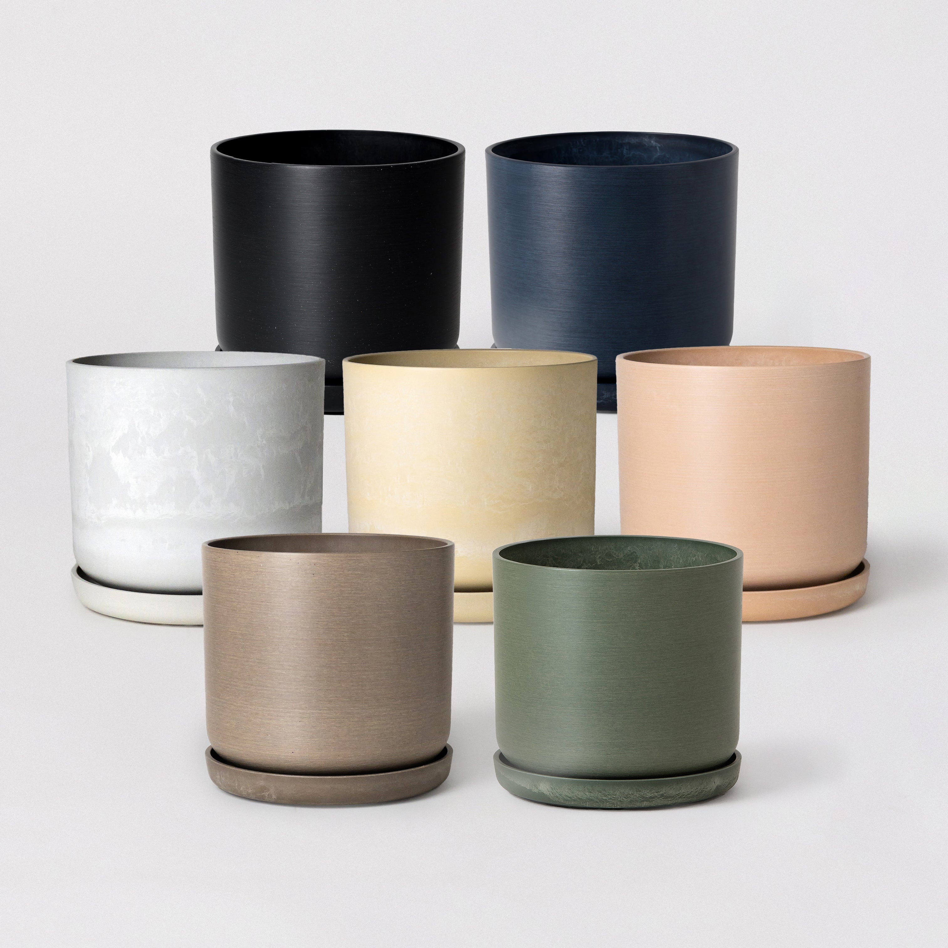 9” Signature Stone Planter & Saucer | Earth Tones