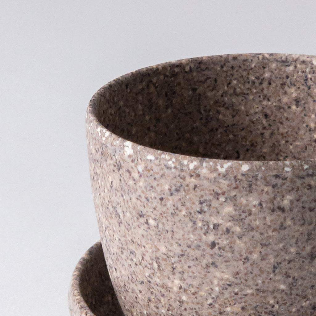 Mini-Planter-Pot-Nut-Husk-Close-Up