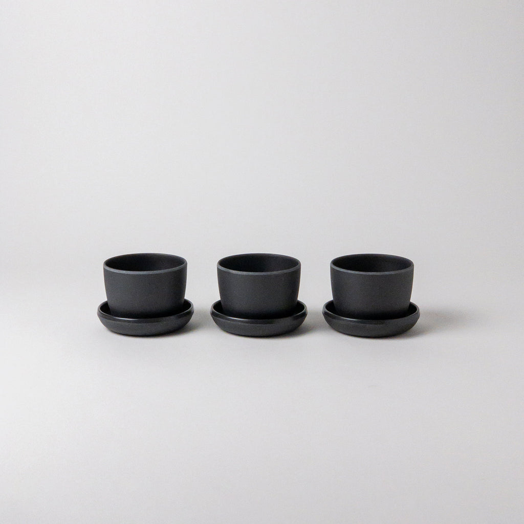 mini-black-planter-pots-set