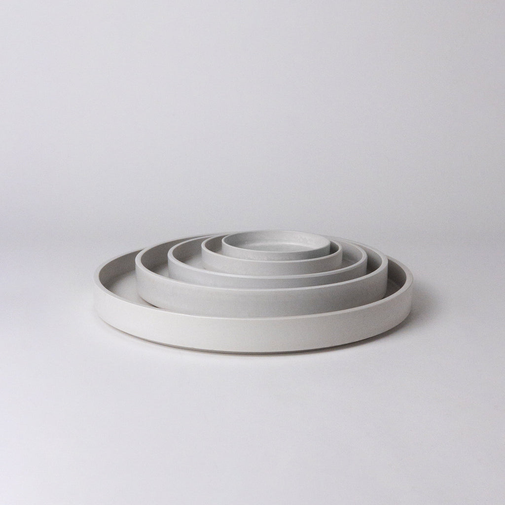 White-drainage-plate-planter-saucers